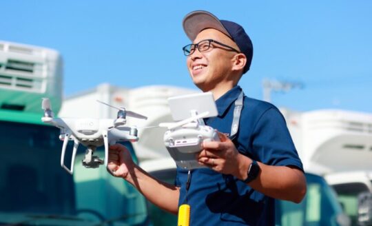 ドローン　パイロット